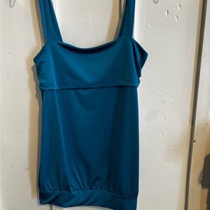 Women’s dress top.. can be worn alone or under a blazer or cardigan